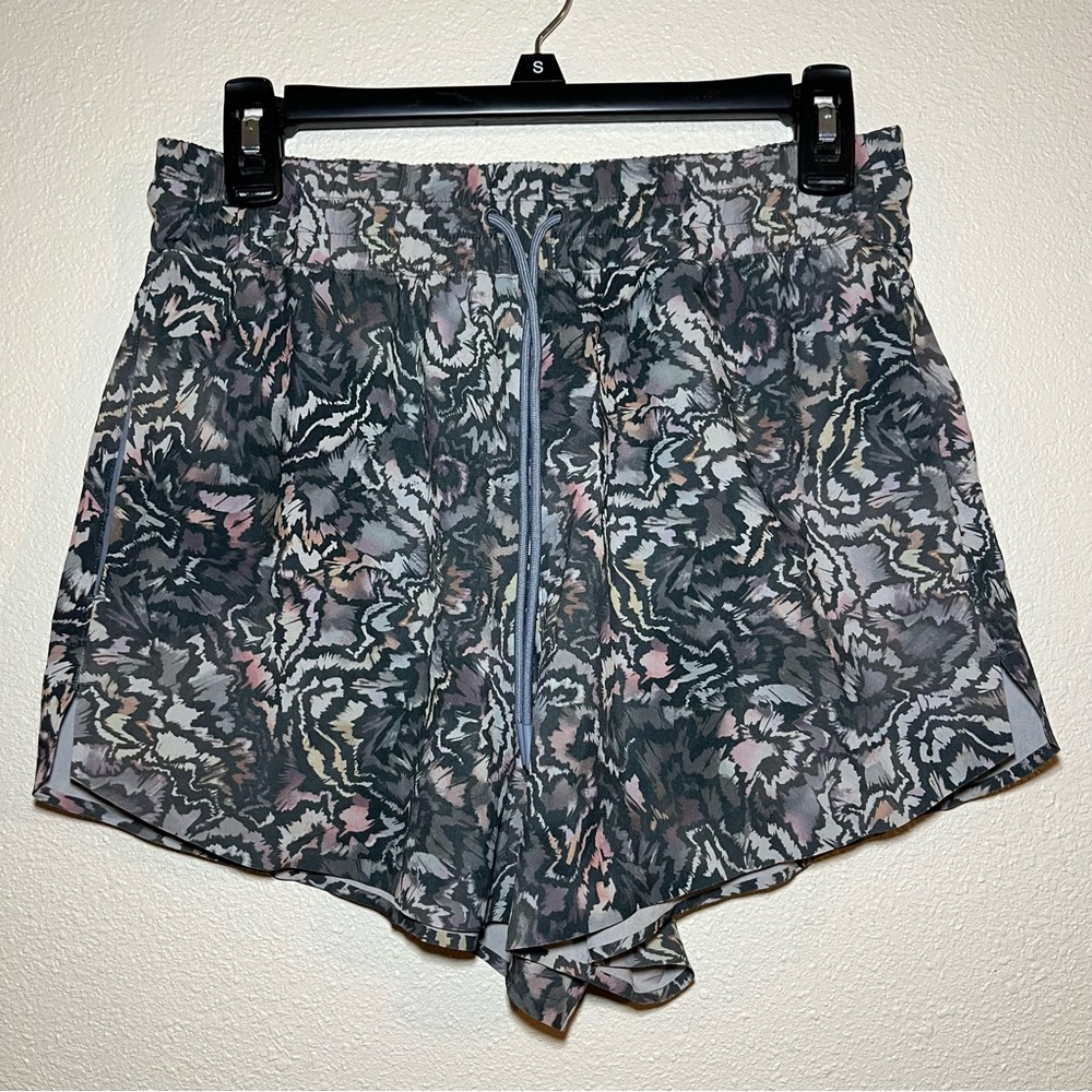 Athleta Women's Athletic Shorts - Black, Gray, Pink Pattern